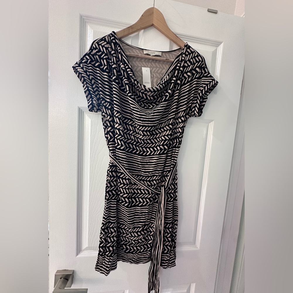 NWT LOFT Black and Cream Patterned Midi Dress - Small